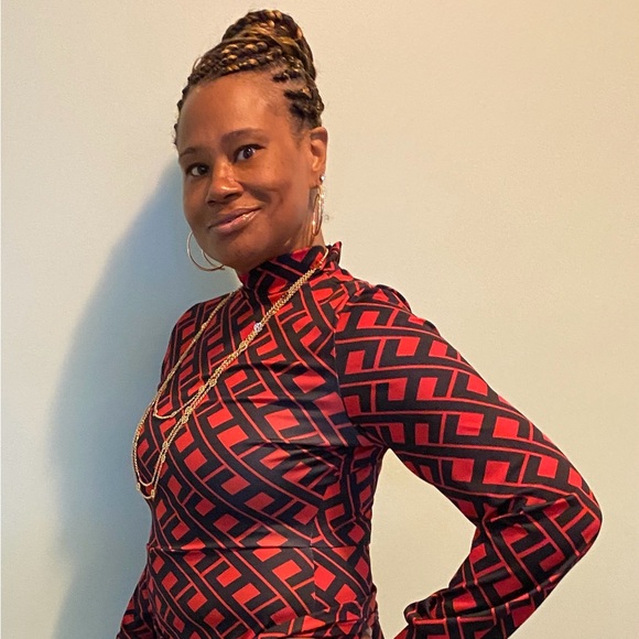 Meet your Posher, Lynnese - Picture 3 of 3